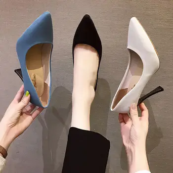 2022 Нови обувки на висок ток с остър пръсти, за темпераментных момичета, модни дамски обувки от изкуствена кожа