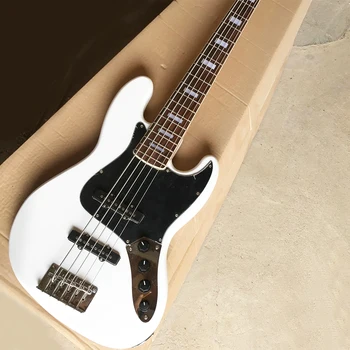 5-Струнен Бяла електрическа бас-китара с брачните от палисандрово дърво, Адаптивни Черен панел